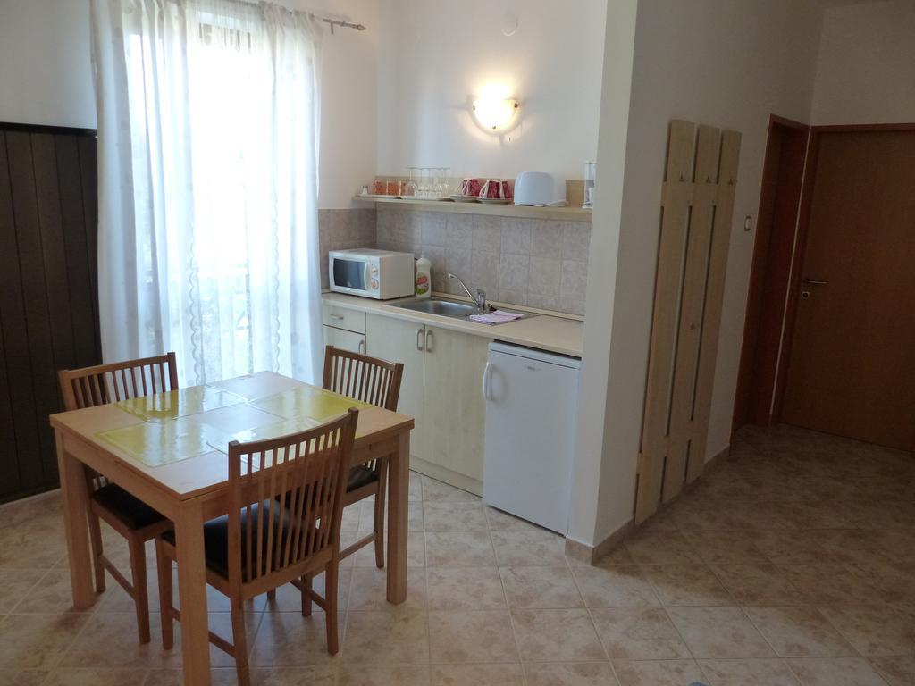 Toscana Lakeside Apartments I - II Family Friend Siofok Exterior photo