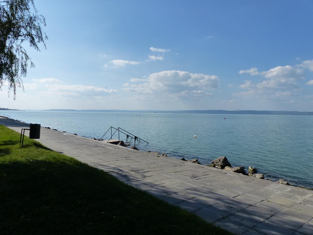 Toscana Lakeside Apartments I - II Family Friend Siofok Exterior photo